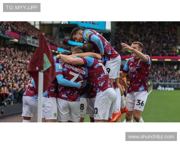 杭州足球队边路渗透战术解析与球队整体表现的深度剖析